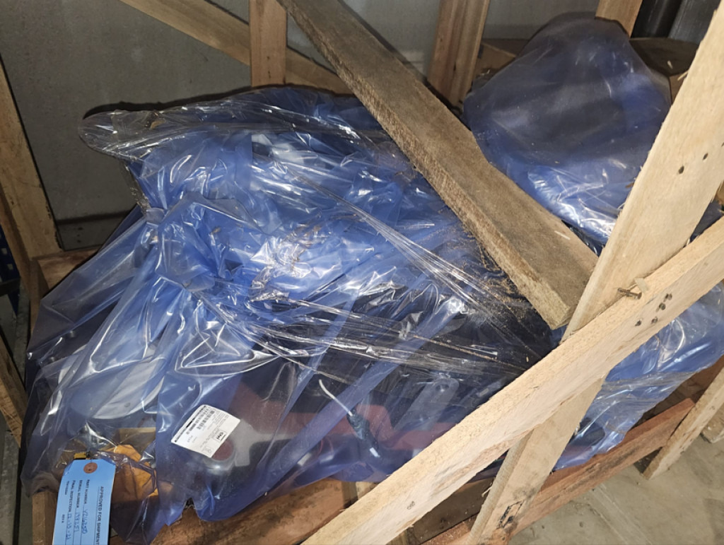 Case 75253456 - Gearbox for Construction machinery: picture 3 Case 75253456 - Gearbox for Construction machinery: picture 3