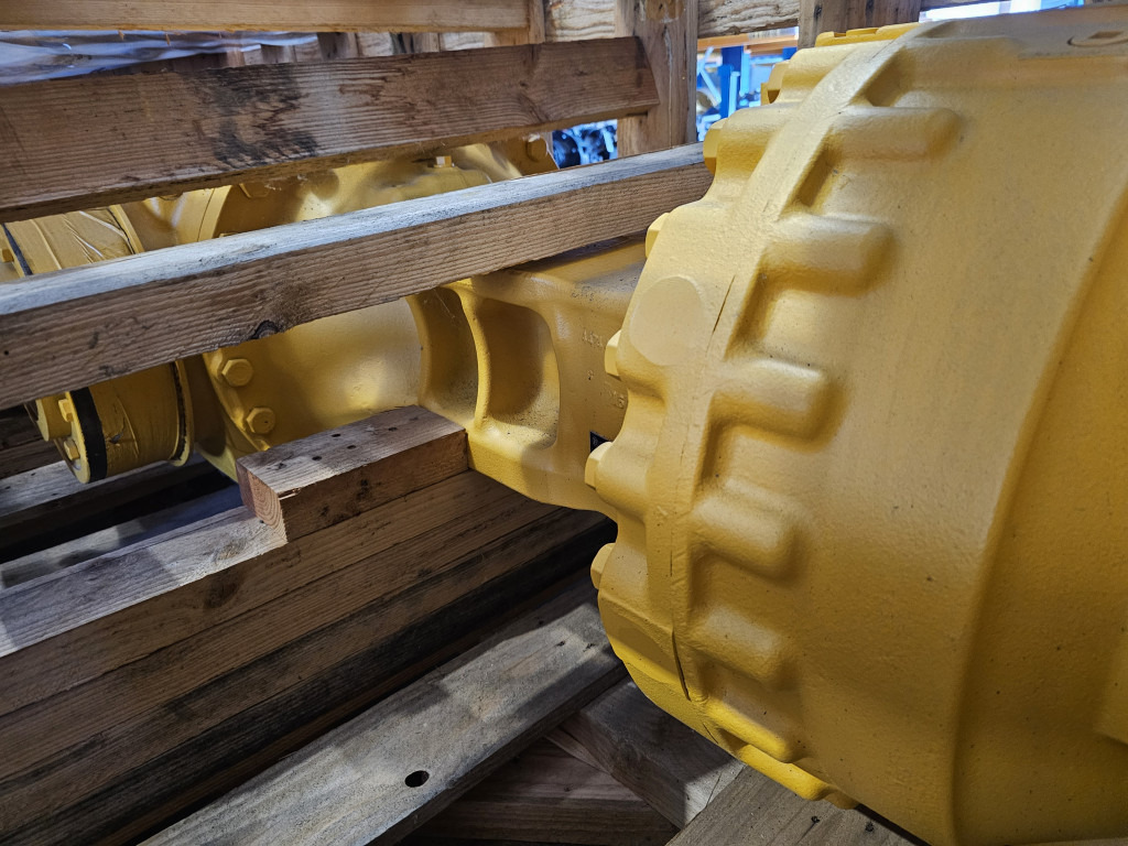 Case 84259022 - 4474055022 - Rear axle for Construction machinery: picture 5 Case 84259022 - 4474055022 - Rear axle for Construction machinery: picture 5