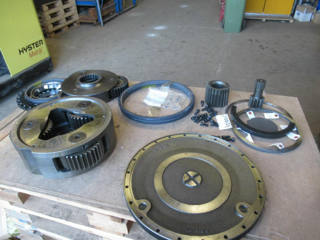 Case LN00133 - LN00092 - Final drive for Construction machinery: picture 1 Case LN00133 - LN00092 - Final drive for Construction machinery: picture 1