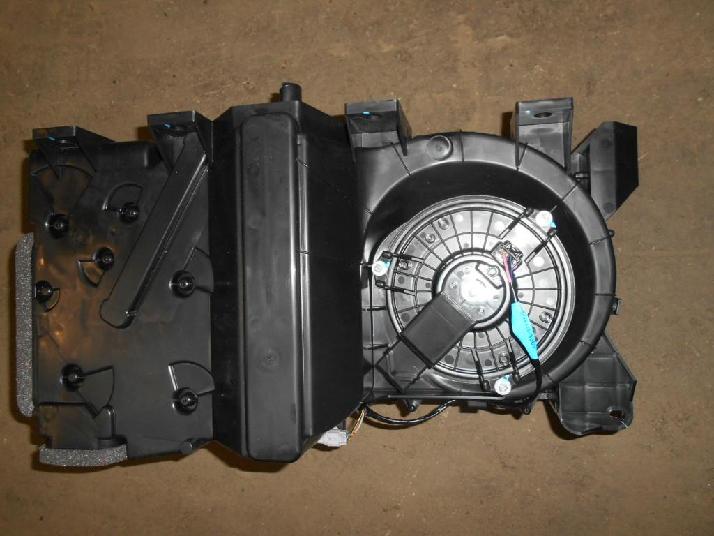 Caterpillar 2299081 - 3168917 - A/C part for Construction machinery: picture 2 Caterpillar 2299081 - 3168917 - A/C part for Construction machinery: picture 2