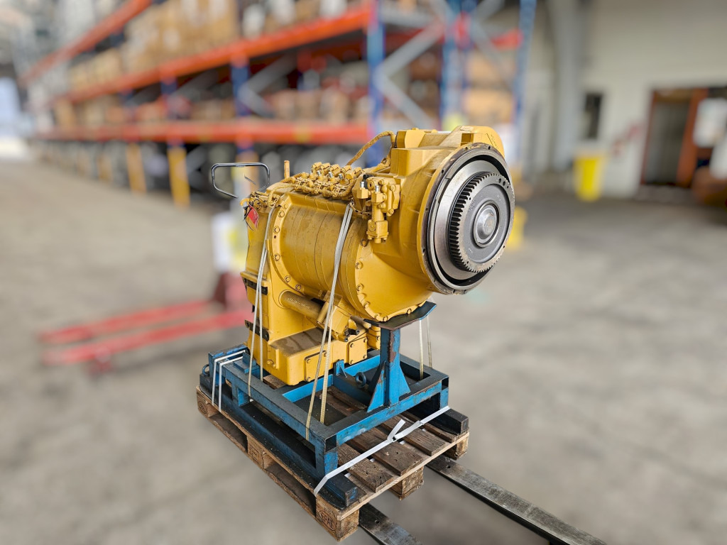 Caterpillar 2372331 - Gearbox for Construction machinery: picture 1 Caterpillar 2372331 - Gearbox for Construction machinery: picture 1