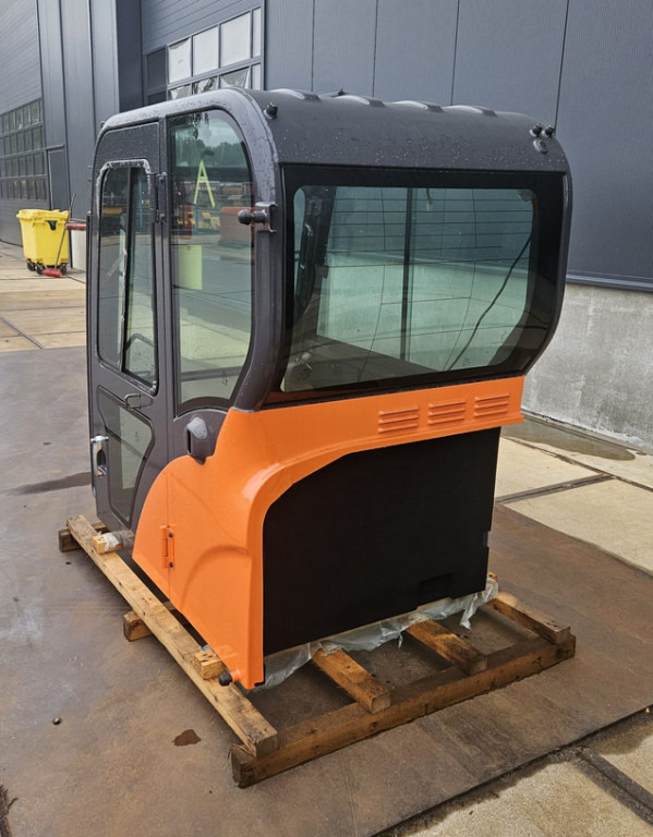 Doosan 220101-00889K - K1029926H - Cab for Construction machinery: picture 3 Doosan 220101-00889K - K1029926H - Cab for Construction machinery: picture 3