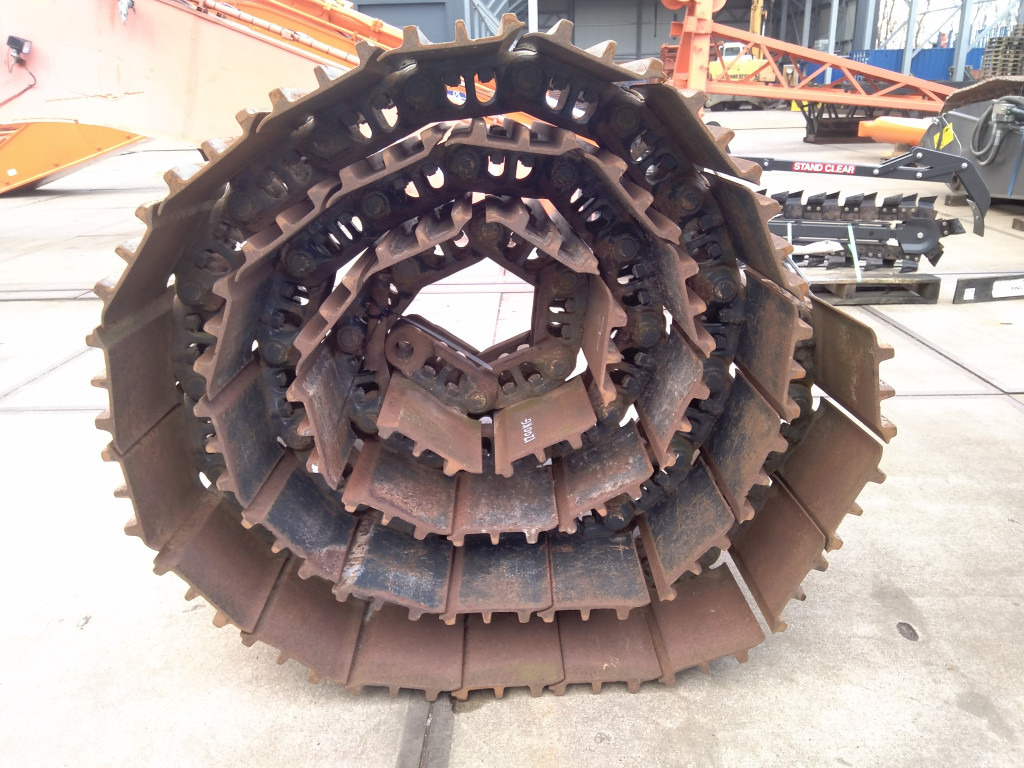 Hitachi 1028976 - Track for Construction machinery: picture 1 Hitachi 1028976 - Track for Construction machinery: picture 1