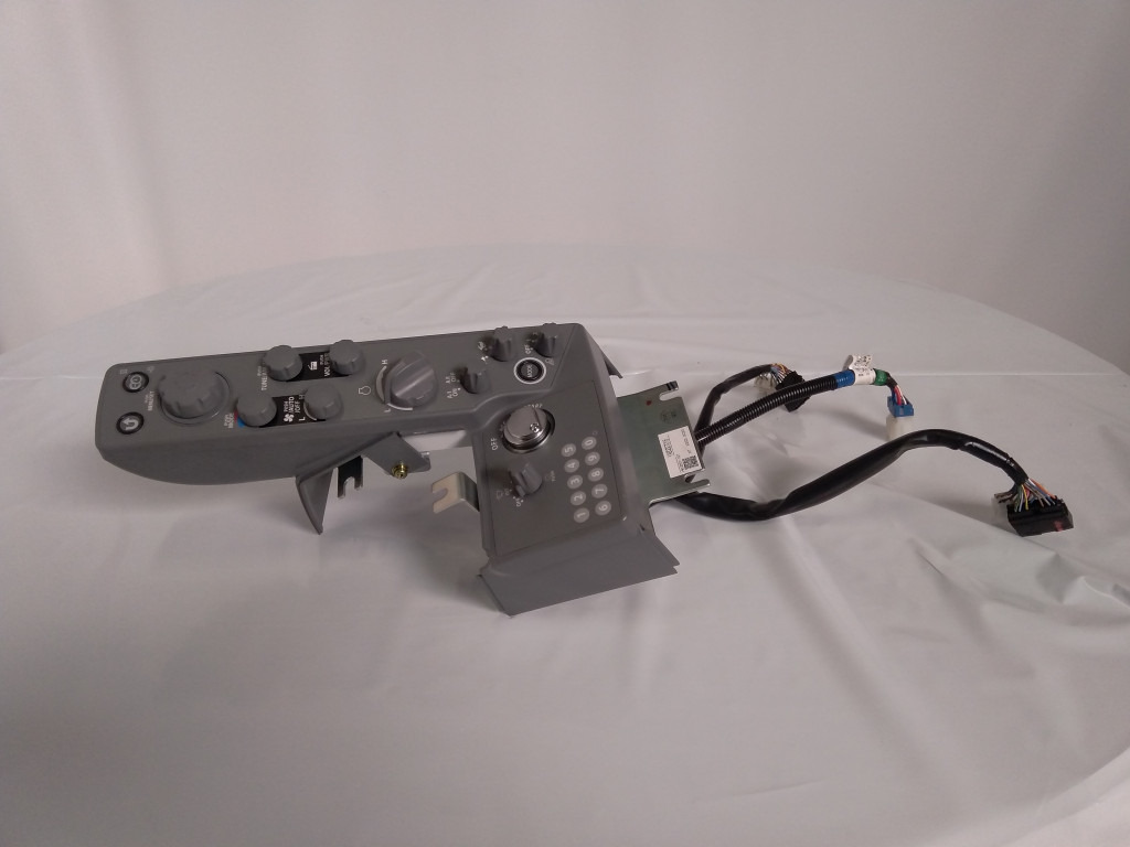 Hitachi 9315463 - Dashboard for Construction machinery: picture 1 Hitachi 9315463 - Dashboard for Construction machinery: picture 1