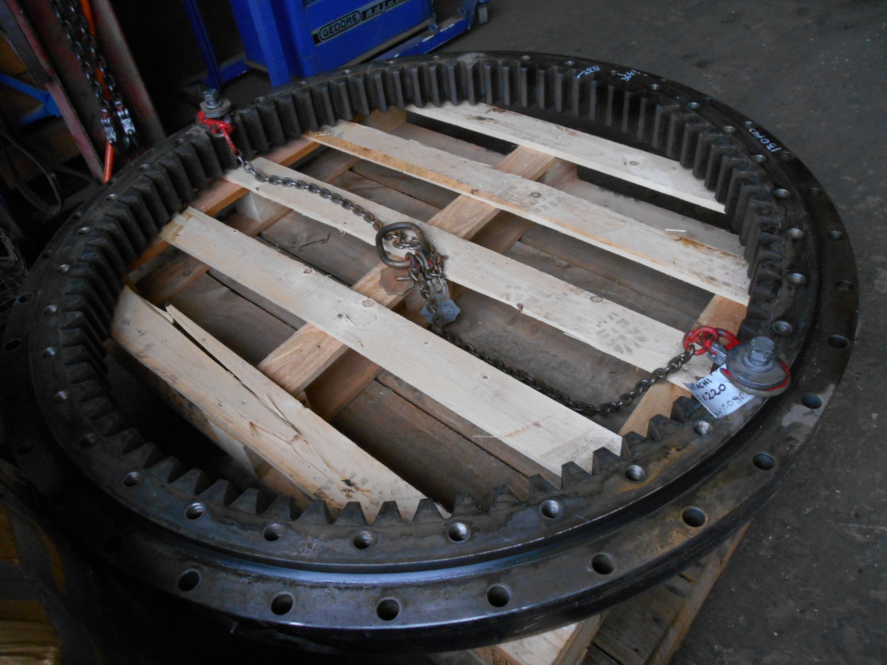 Hitachi EX220 - 9098979 - Slewing ring for Construction machinery: picture 4 Hitachi EX220 - 9098979 - Slewing ring for Construction machinery: picture 4