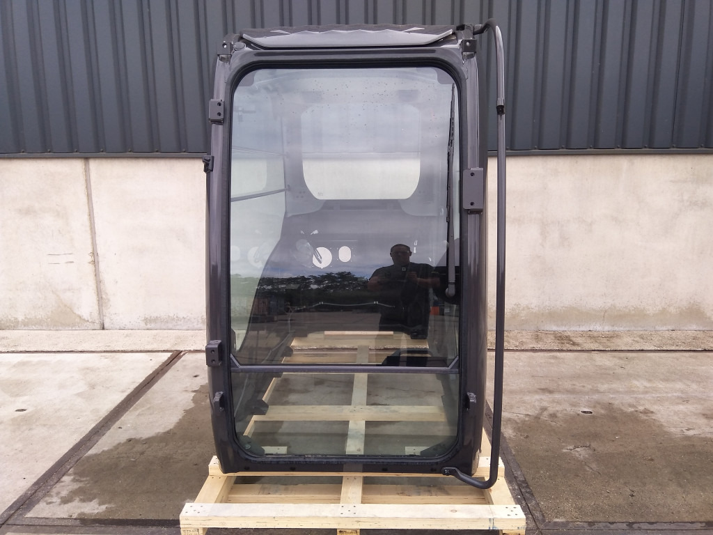 Hitachi ZX-5 ZX-6 - YA60038791 - Cab for Construction machinery: picture 2 Hitachi ZX-5 ZX-6 - YA60038791 - Cab for Construction machinery: picture 2