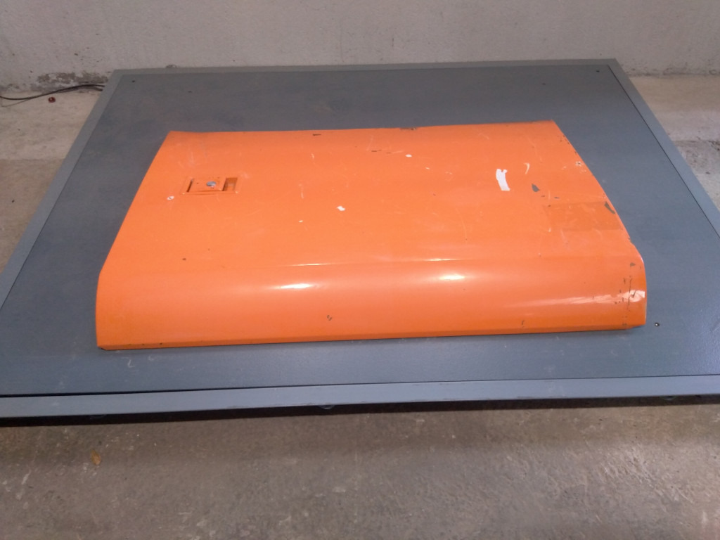 Hitachi ZX350-5B - - Door and parts for Construction machinery: picture 1 Hitachi ZX350-5B - - Door and parts for Construction machinery: picture 1