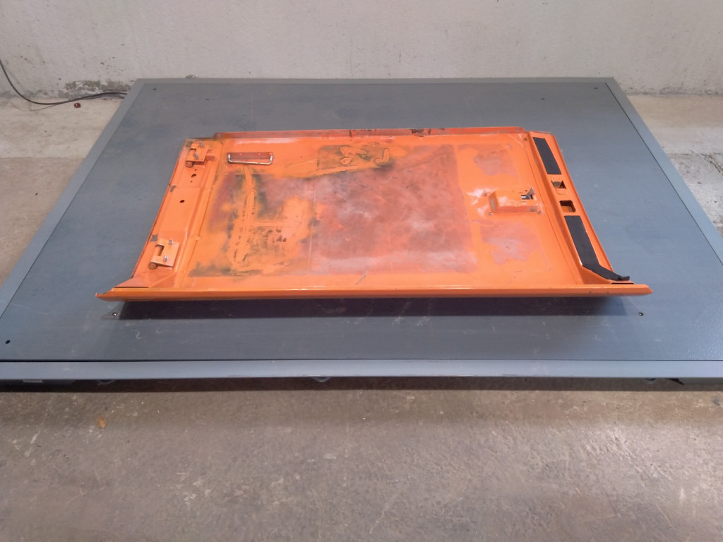 Hitachi ZX350-5B - - Door and parts for Construction machinery: picture 3 Hitachi ZX350-5B - - Door and parts for Construction machinery: picture 3