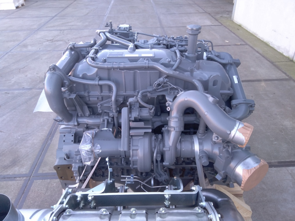 Isuzu 6UZ1XBSS-01 - KTH16132 - Engine for Construction machinery: picture 3 Isuzu 6UZ1XBSS-01 - KTH16132 - Engine for Construction machinery: picture 3