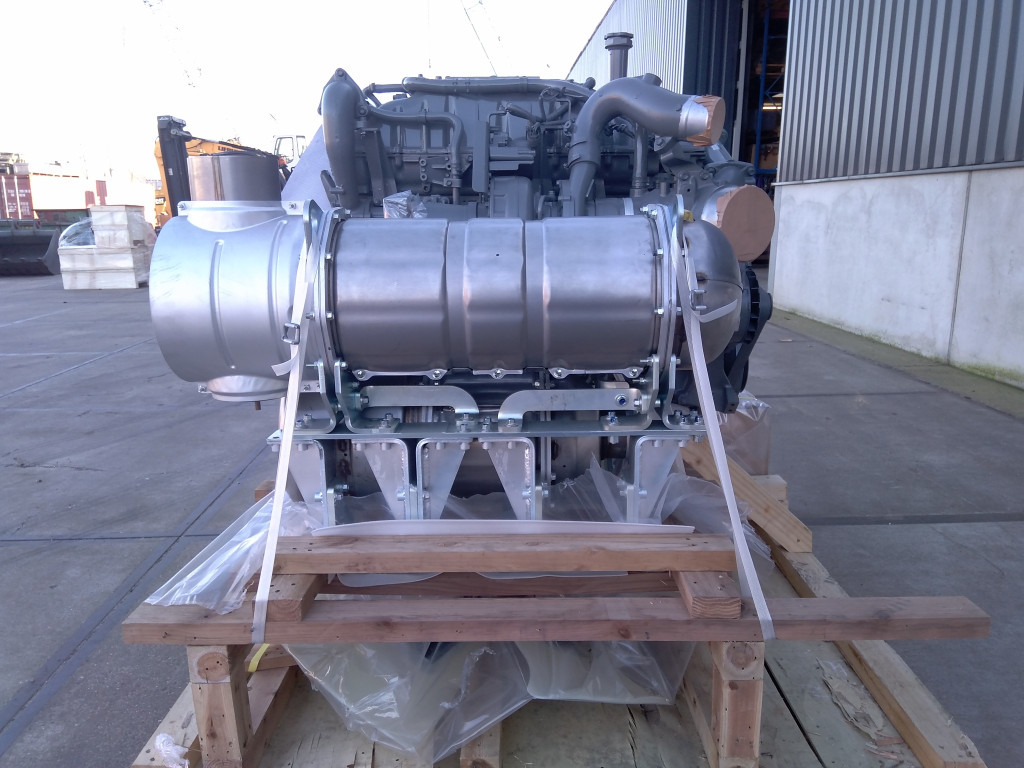 Isuzu 6UZ1XBSS-01 - KTH17320 - Engine for Construction machinery: picture 4 Isuzu 6UZ1XBSS-01 - KTH17320 - Engine for Construction machinery: picture 4