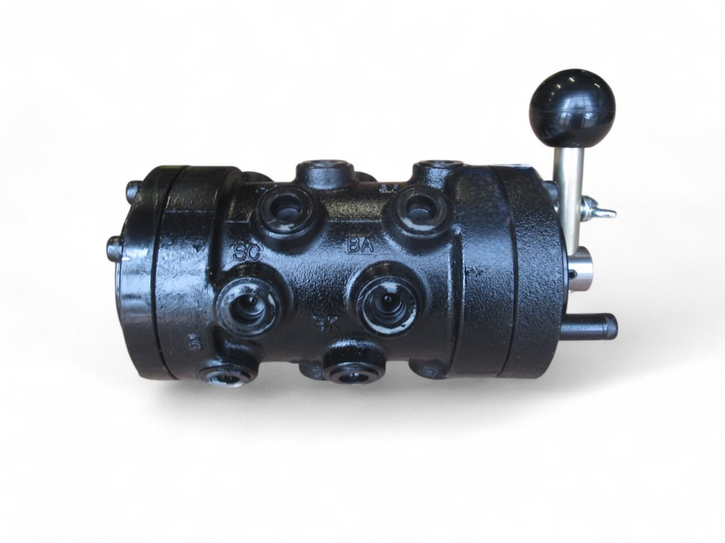 Kobelco 2436U1244R100 - Hydraulic valve for Construction machinery: picture 3 Kobelco 2436U1244R100 - Hydraulic valve for Construction machinery: picture 3