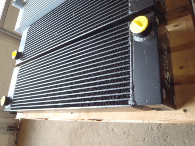 New Holland 5113771000 - 6911814 - Oil cooler for Construction machinery: picture 2 New Holland 5113771000 - 6911814 - Oil cooler for Construction machinery: picture 2
