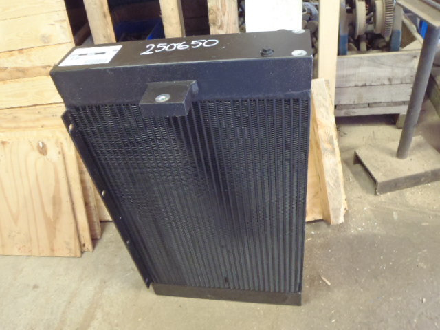 New Holland 6914295 - Oil cooler for Construction machinery: picture 1 New Holland 6914295 - Oil cooler for Construction machinery: picture 1