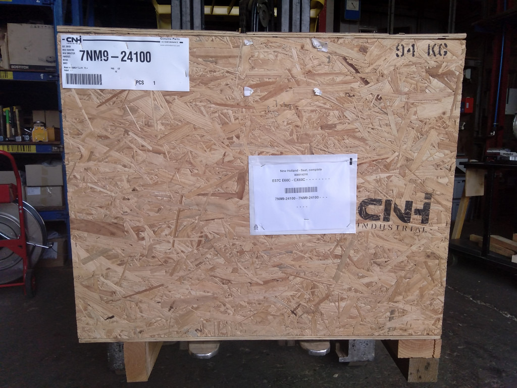 New Holland 7NM9-24100 - Seat for Construction machinery: picture 2 New Holland 7NM9-24100 - Seat for Construction machinery: picture 2