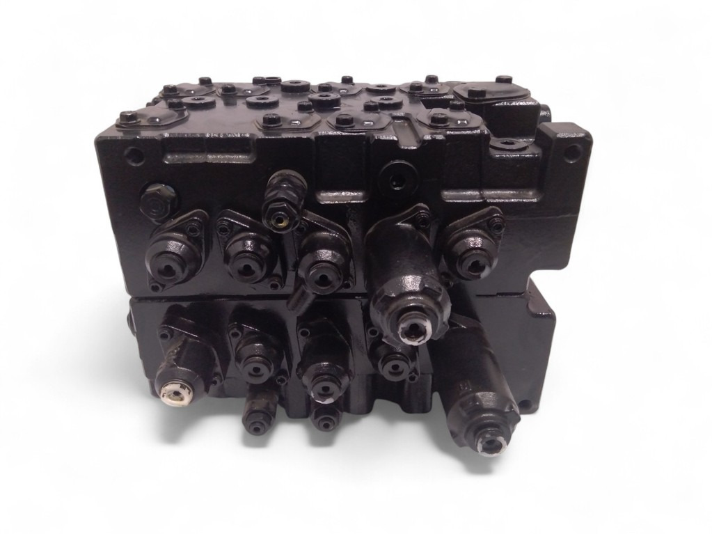 New Holland LB30V00012F2 - KMX15YD/B44061C - Hydraulic valve for Construction machinery: picture 3 New Holland LB30V00012F2 - KMX15YD/B44061C - Hydraulic valve for Construction machinery: picture 3