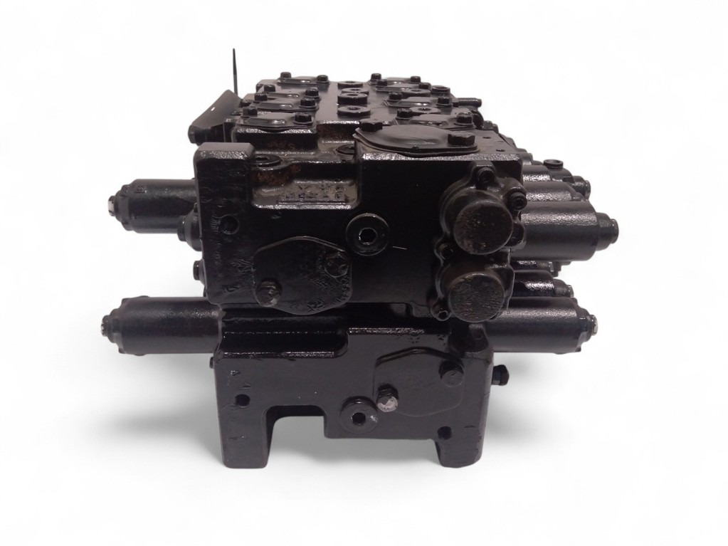 New Holland LB30V00012F2 - KMX15YD/B44061C - Hydraulic valve for Construction machinery: picture 4 New Holland LB30V00012F2 - KMX15YD/B44061C - Hydraulic valve for Construction machinery: picture 4