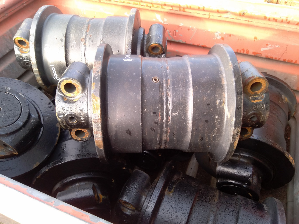 O&K UQ908D00N00008 - - Track roller for Construction machinery: picture 1 O&K UQ908D00N00008 - - Track roller for Construction machinery: picture 1