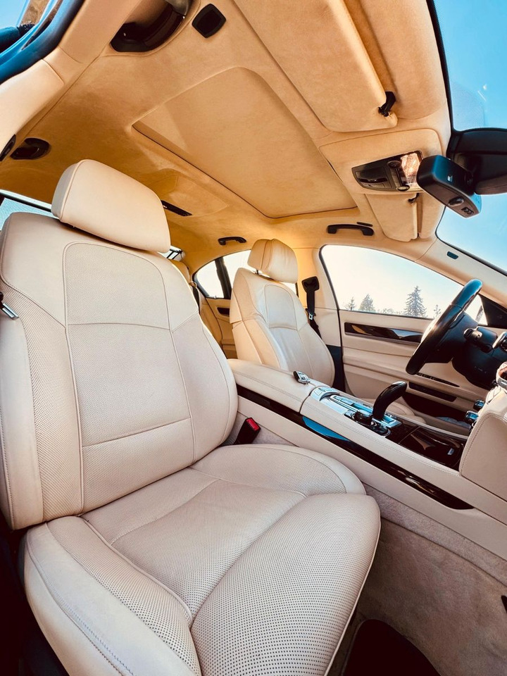 BMW 740d xDrive 4x4 Long - Sedan: picture 5 BMW 740d xDrive 4x4 Long - Sedan: picture 5