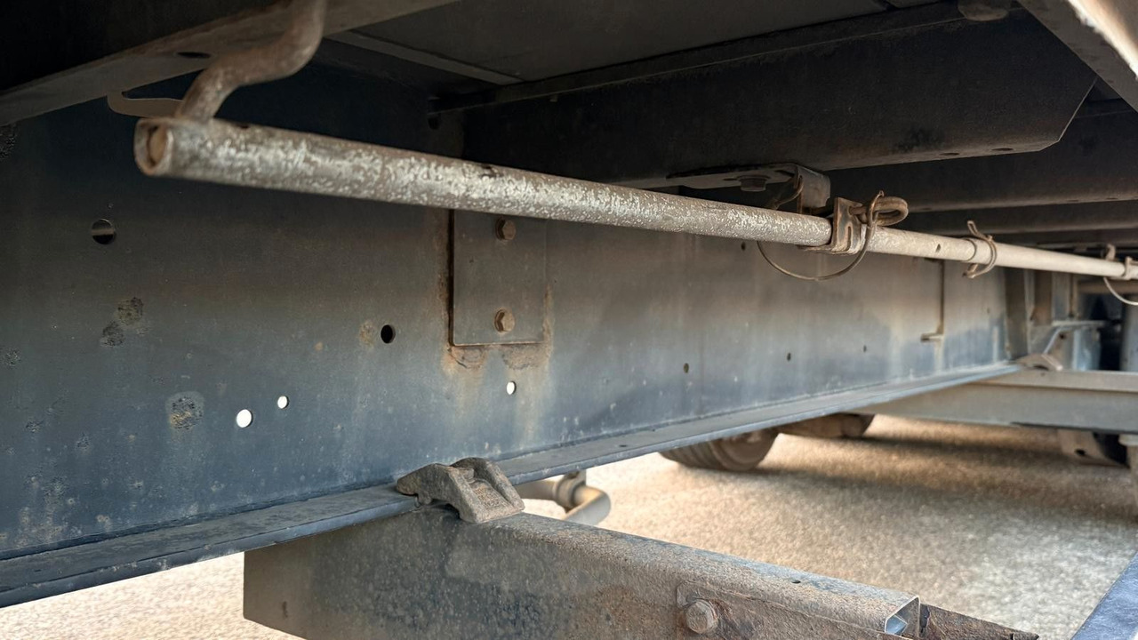 Kögel S24-1 C3V - Curtainsider semi-trailer: picture 5 Kögel S24-1 C3V - Curtainsider semi-trailer: picture 5