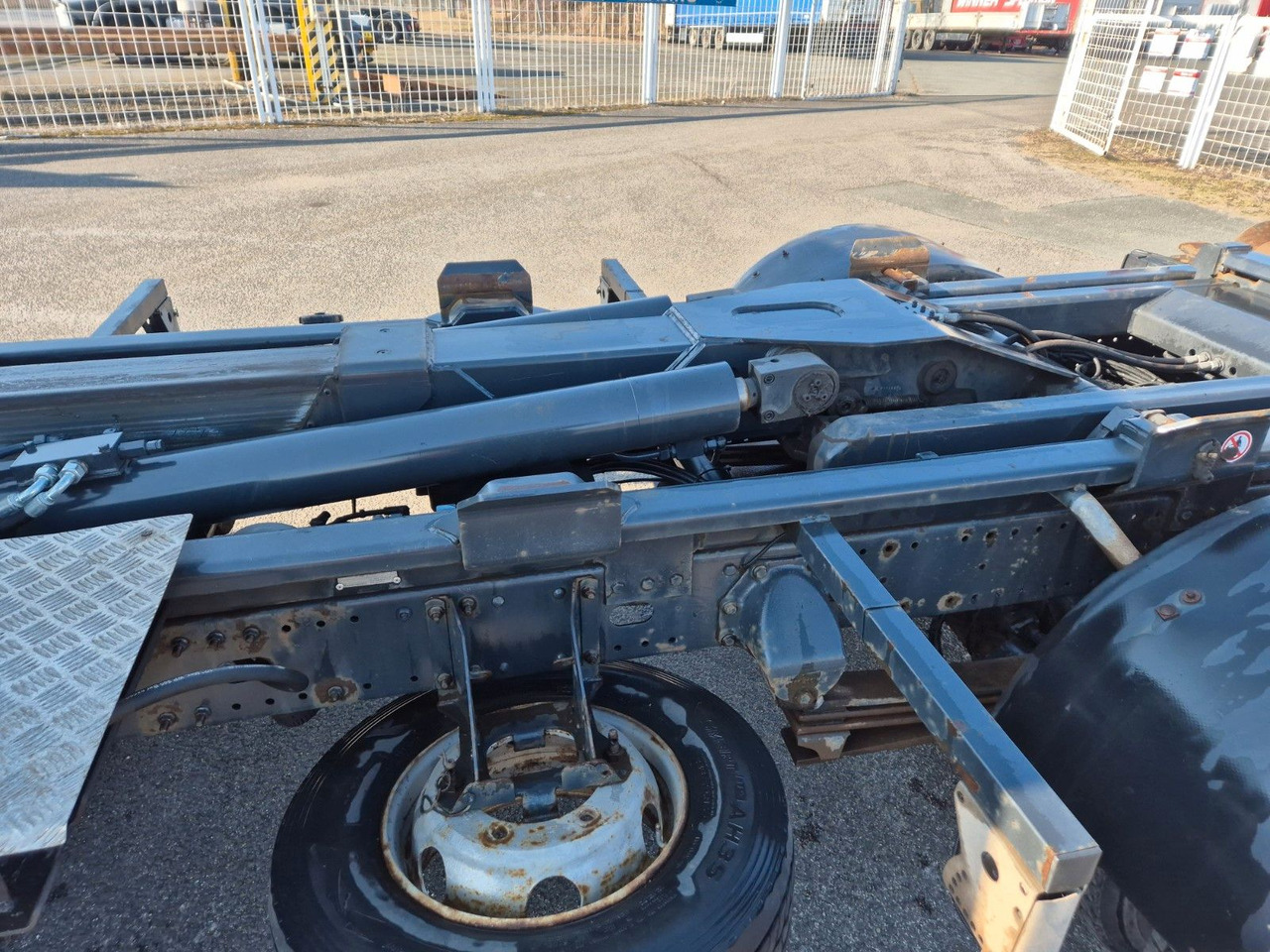 Hook lift truck, Crane truck MAN TGL 12.180 4X2 BL: picture 9