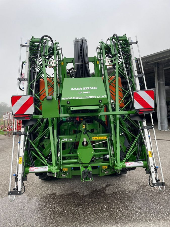 Amazone UF1602 - Tractor mounted sprayer: picture 3 Amazone UF1602 - Tractor mounted sprayer: picture 3