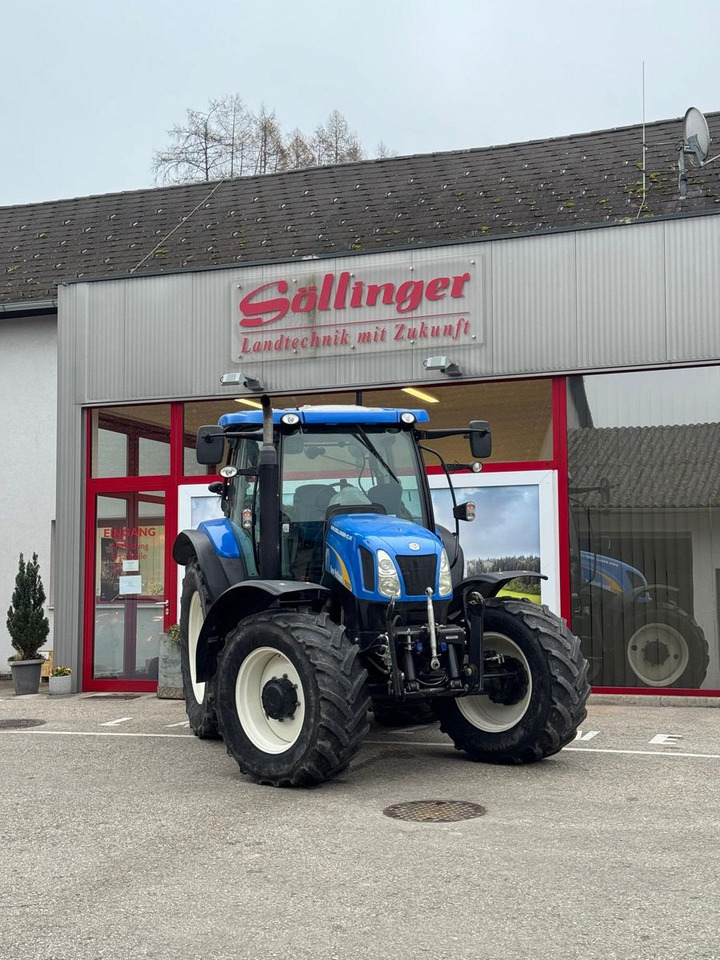 New Holland T6040 Elite - Farm tractor: picture 3 New Holland T6040 Elite - Farm tractor: picture 3