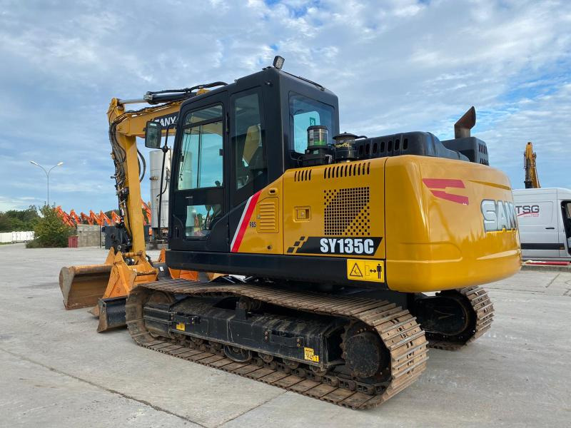 Sany SY 135 - Crawler excavator: picture 2 Sany SY 135 - Crawler excavator: picture 2