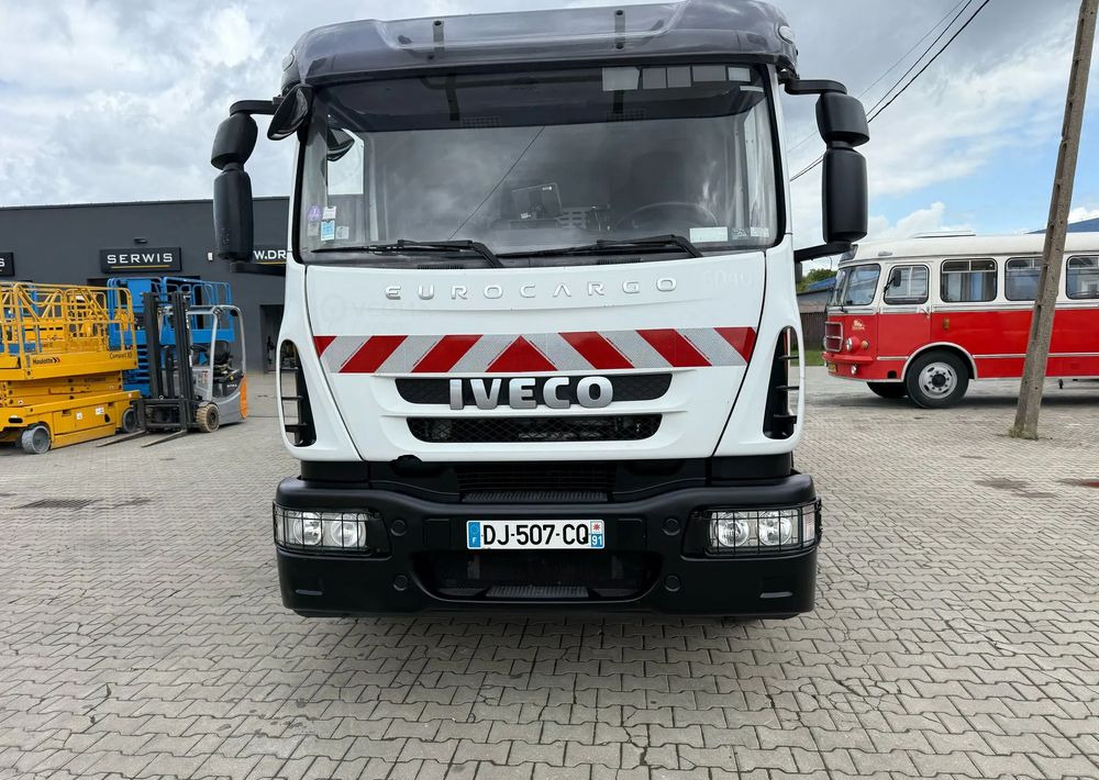 Iveco EUROCARGO CNG - Garbage truck: picture 2 Iveco EUROCARGO CNG - Garbage truck: picture 2