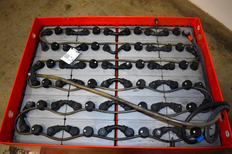 GRUMA 48 Volt 5 PzS 775 Ah - Battery for Material handling equipment: picture 3 GRUMA 48 Volt 5 PzS 775 Ah - Battery for Material handling equipment: picture 3