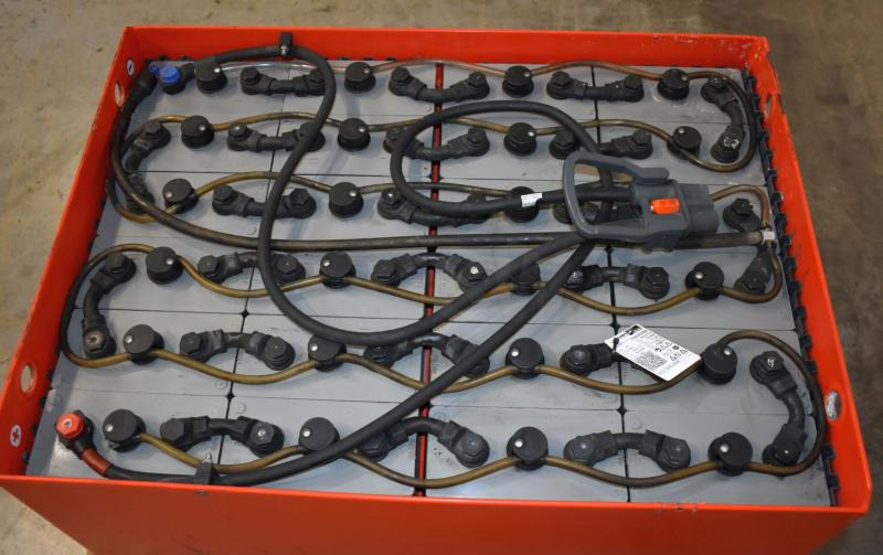 GRUMA 48 Volt 5 PzS 775 Ah - Battery for Material handling equipment: picture 3 GRUMA 48 Volt 5 PzS 775 Ah - Battery for Material handling equipment: picture 3