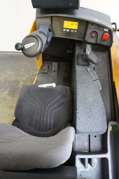 Jungheinrich ETV214 - Reach truck: picture 3 Jungheinrich ETV214 - Reach truck: picture 3