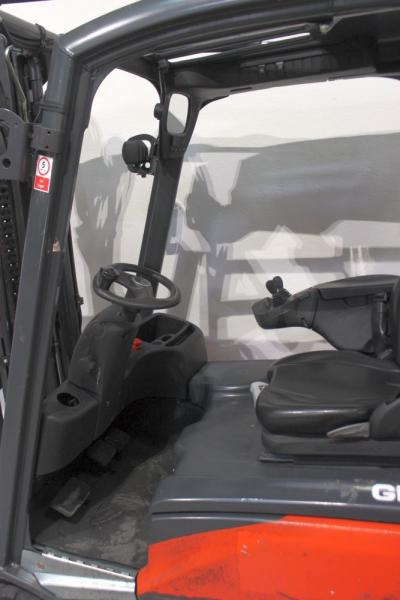 Linde E 16 ION EVO 386-02 - Electric forklift: picture 3 Linde E 16 ION EVO 386-02 - Electric forklift: picture 3