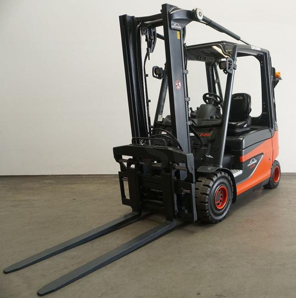 Linde E 25 387 - Electric forklift: picture 1 Linde E 25 387 - Electric forklift: picture 1
