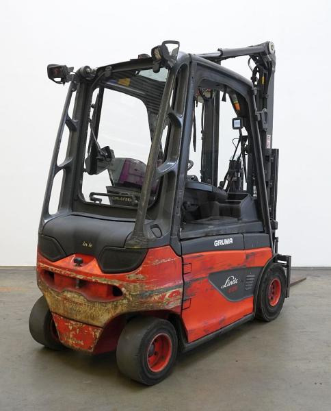 Linde E 25 387 - Electric forklift: picture 2 Linde E 25 387 - Electric forklift: picture 2