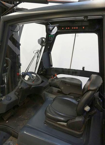 Linde E 25 387 - Electric forklift: picture 3 Linde E 25 387 - Electric forklift: picture 3