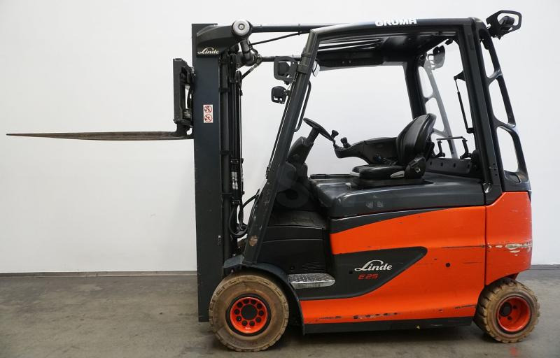 Linde E 25/600 HL 387 - Electric forklift: picture 4 Linde E 25/600 HL 387 - Electric forklift: picture 4