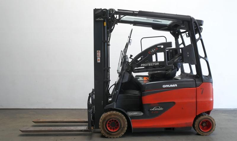 Linde E 25/600 RHL 387 - Electric forklift: picture 4 Linde E 25/600 RHL 387 - Electric forklift: picture 4