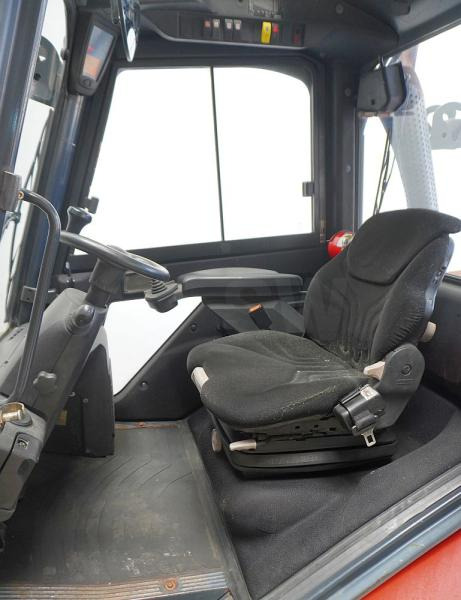 Linde H 25 D 392 - Diesel forklift: picture 3 Linde H 25 D 392 - Diesel forklift: picture 3
