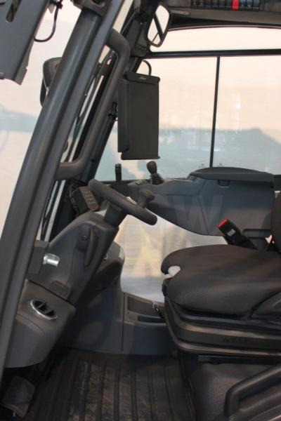 Linde H 30 D 1202 - Diesel forklift: picture 4 Linde H 30 D 1202 - Diesel forklift: picture 4