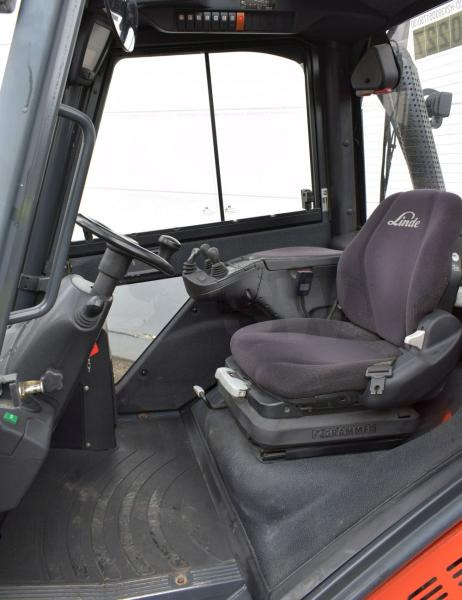 Linde H 30 D (3A) EVO 393-02 - Diesel forklift: picture 3 Linde H 30 D (3A) EVO 393-02 - Diesel forklift: picture 3