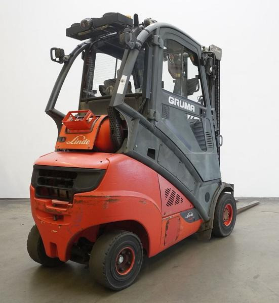 Linde H 35 T EVO 393-02 - LPG forklift: picture 2 Linde H 35 T EVO 393-02 - LPG forklift: picture 2