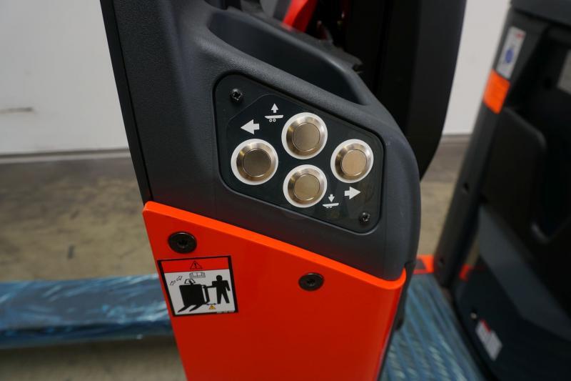 Linde N 25 C 4587 - Order picker: picture 4 Linde N 25 C 4587 - Order picker: picture 4