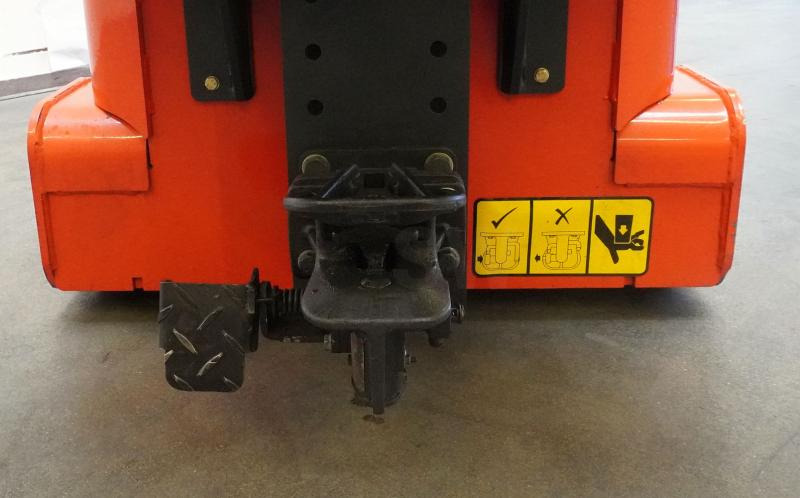 Tow tractor Linde P 50 C 1190: picture 6