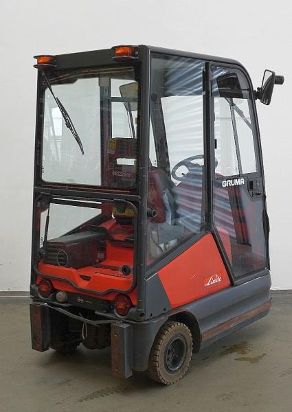 Linde P 60 Z 126 - Tow tractor: picture 2 Linde P 60 Z 126 - Tow tractor: picture 2