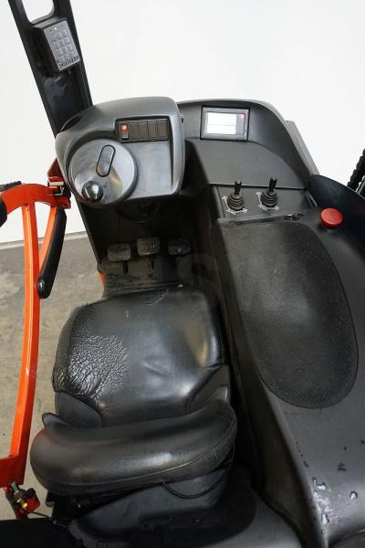 Linde R 20 G 115-12 - Reach truck: picture 3 Linde R 20 G 115-12 - Reach truck: picture 3