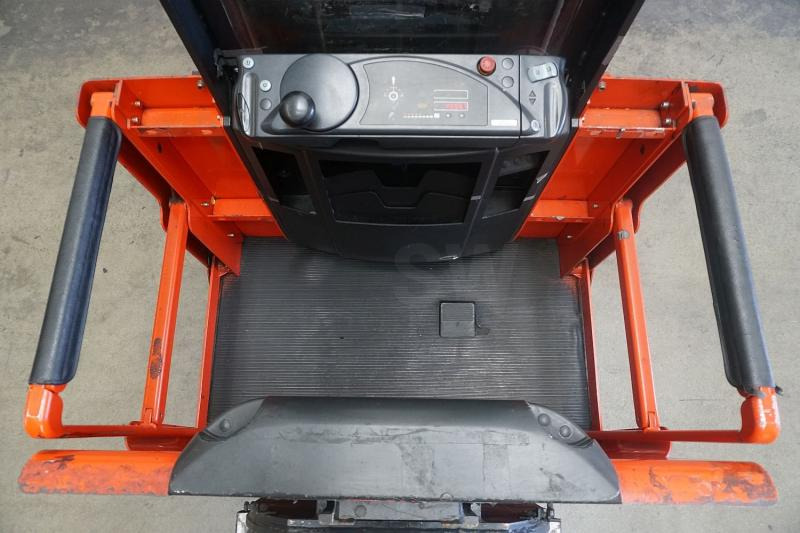 Linde V 11 015 - Order picker: picture 3 Linde V 11 015 - Order picker: picture 3