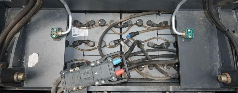 Linde V 24 5213 - Order picker: picture 5 Linde V 24 5213 - Order picker: picture 5