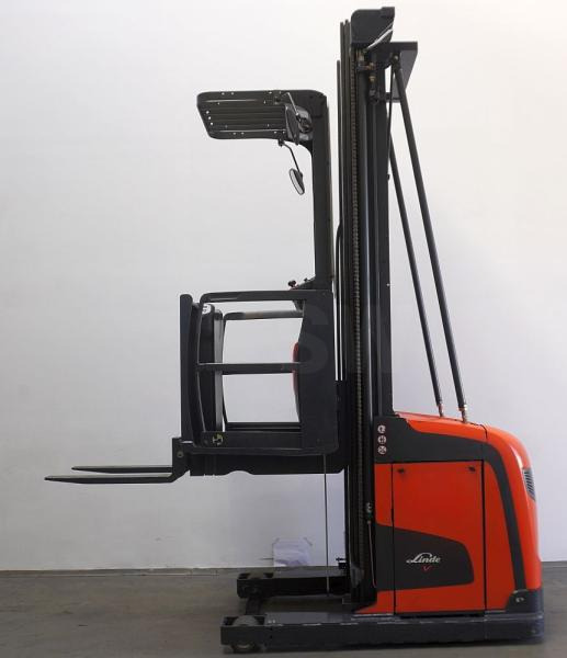 Linde V 48 5213 - Order picker: picture 4 Linde V 48 5213 - Order picker: picture 4