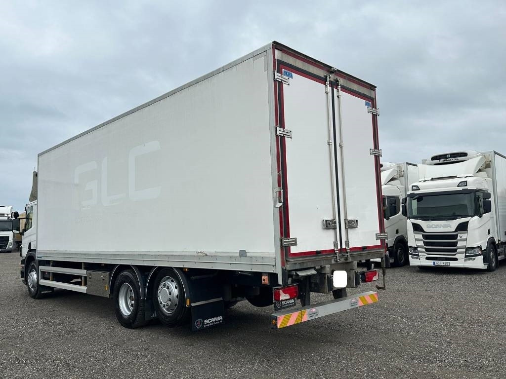 Scania P320LB6X2*4MNB serie 9057 - Box truck: picture 2 Scania P320LB6X2*4MNB serie 9057 - Box truck: picture 2