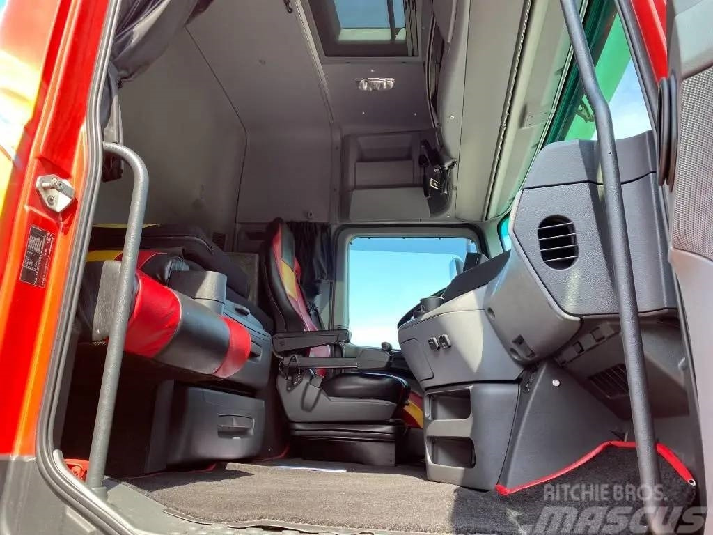 Tractor unit Mercedes-Benz 1846LS4X2 Serie 4759: picture 12